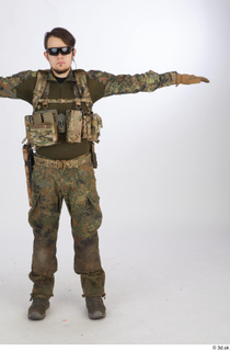  Photos Frankie Perry Army KSK Recon Germany standing t poses whole body 0001.jpg